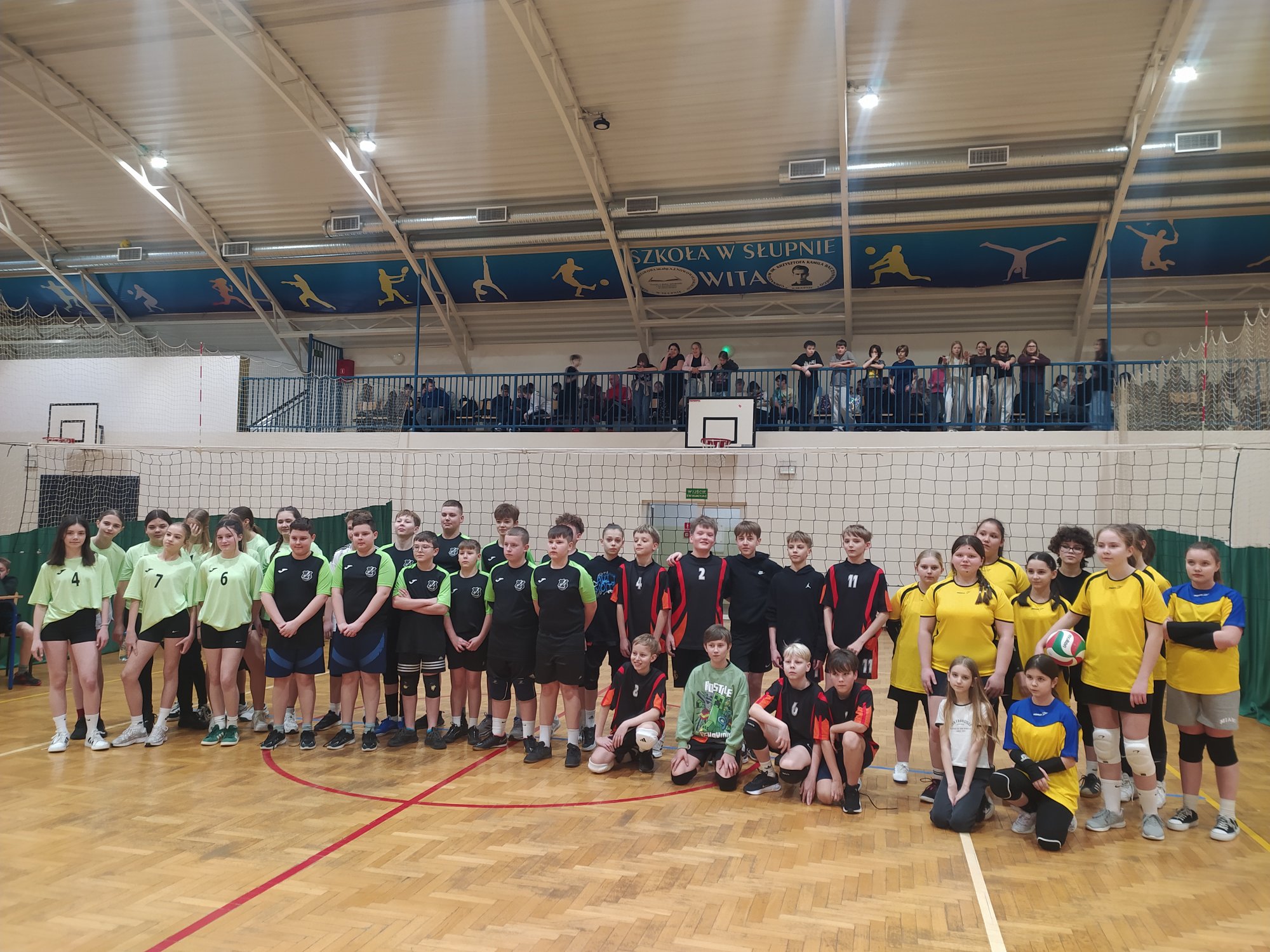ROZGRYWKI REJONU WYSZOGRÓDW SIATKÓWCE DZIEWCZĄT I CHŁOPCÓW